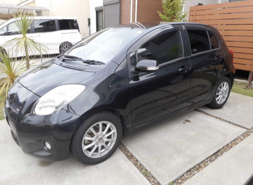 2010 Toyota Vitz  RS